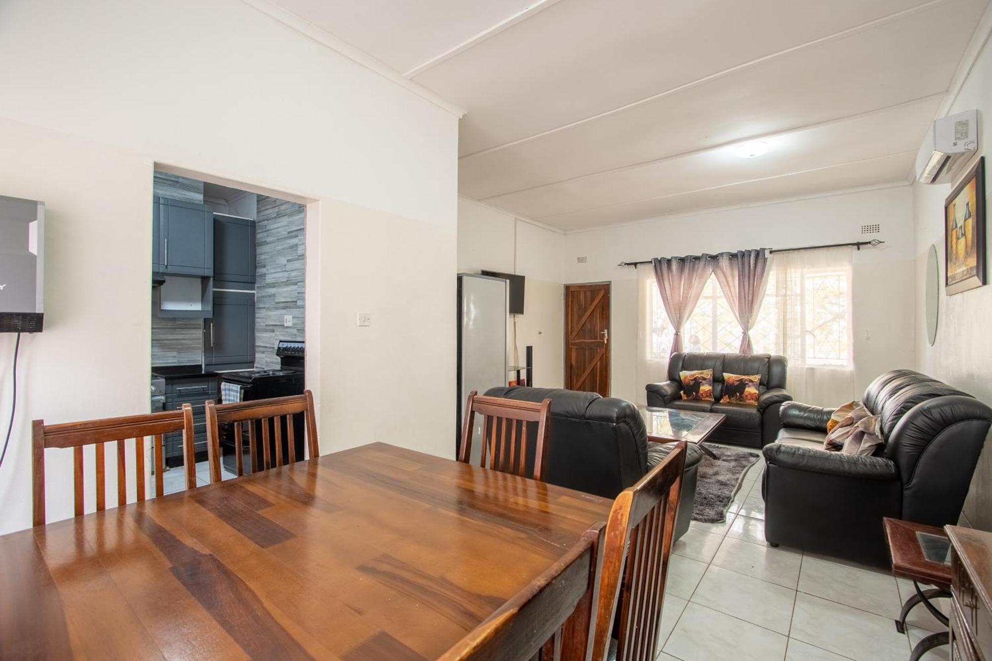 Wood Road Guest Lodge Victoria Falls Luaran gambar