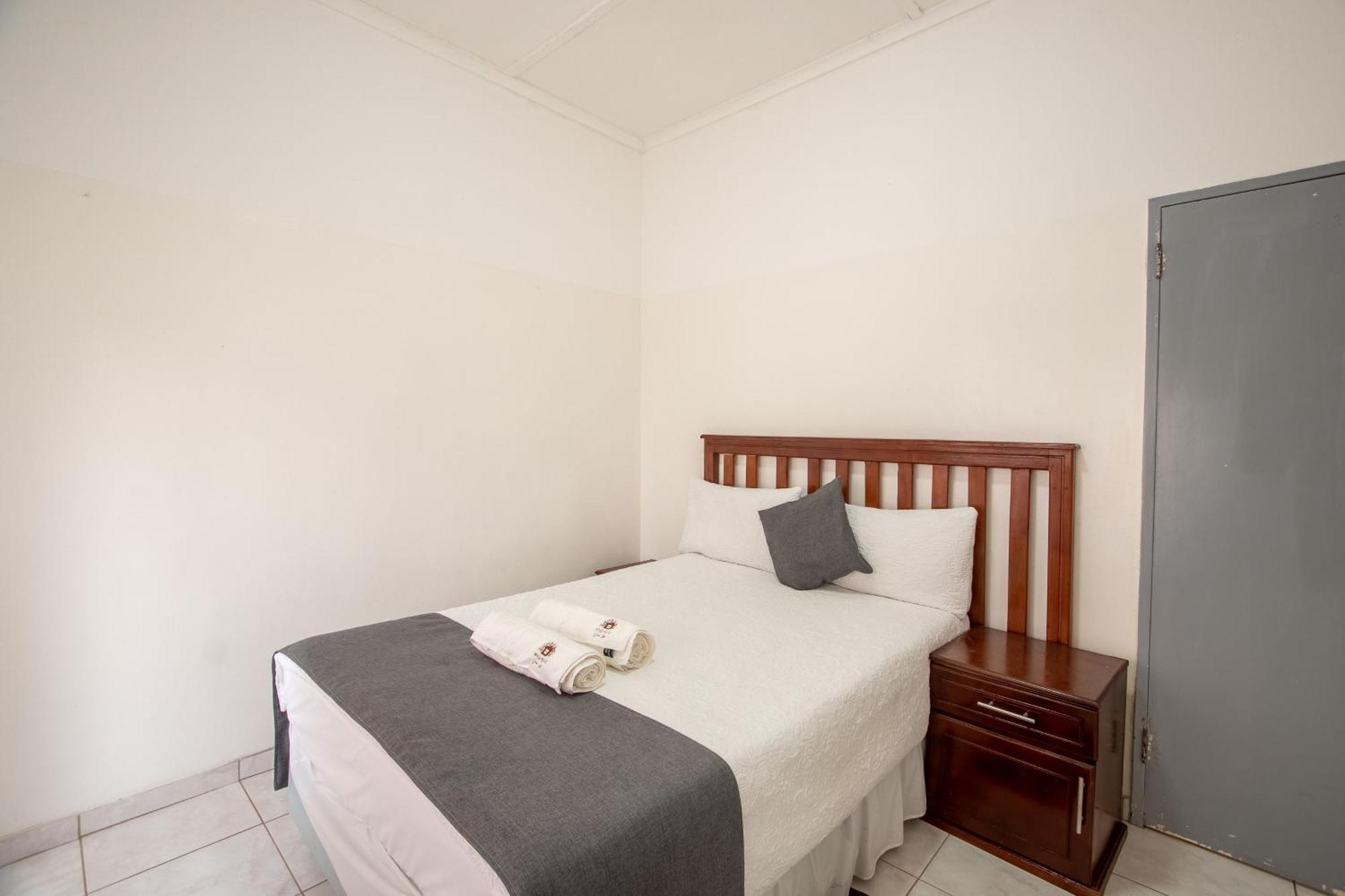 Wood Road Guest Lodge Victoria Falls Luaran gambar