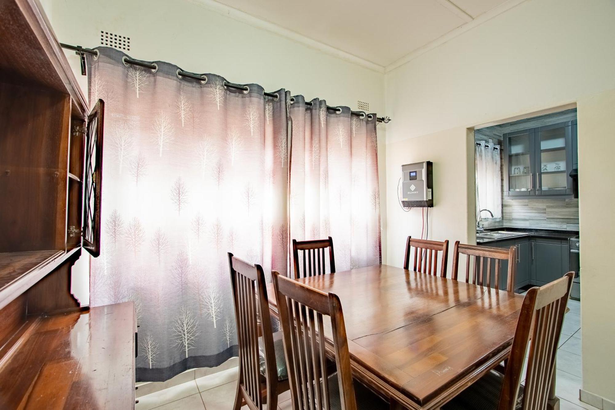 Wood Road Guest Lodge Victoria Falls Luaran gambar