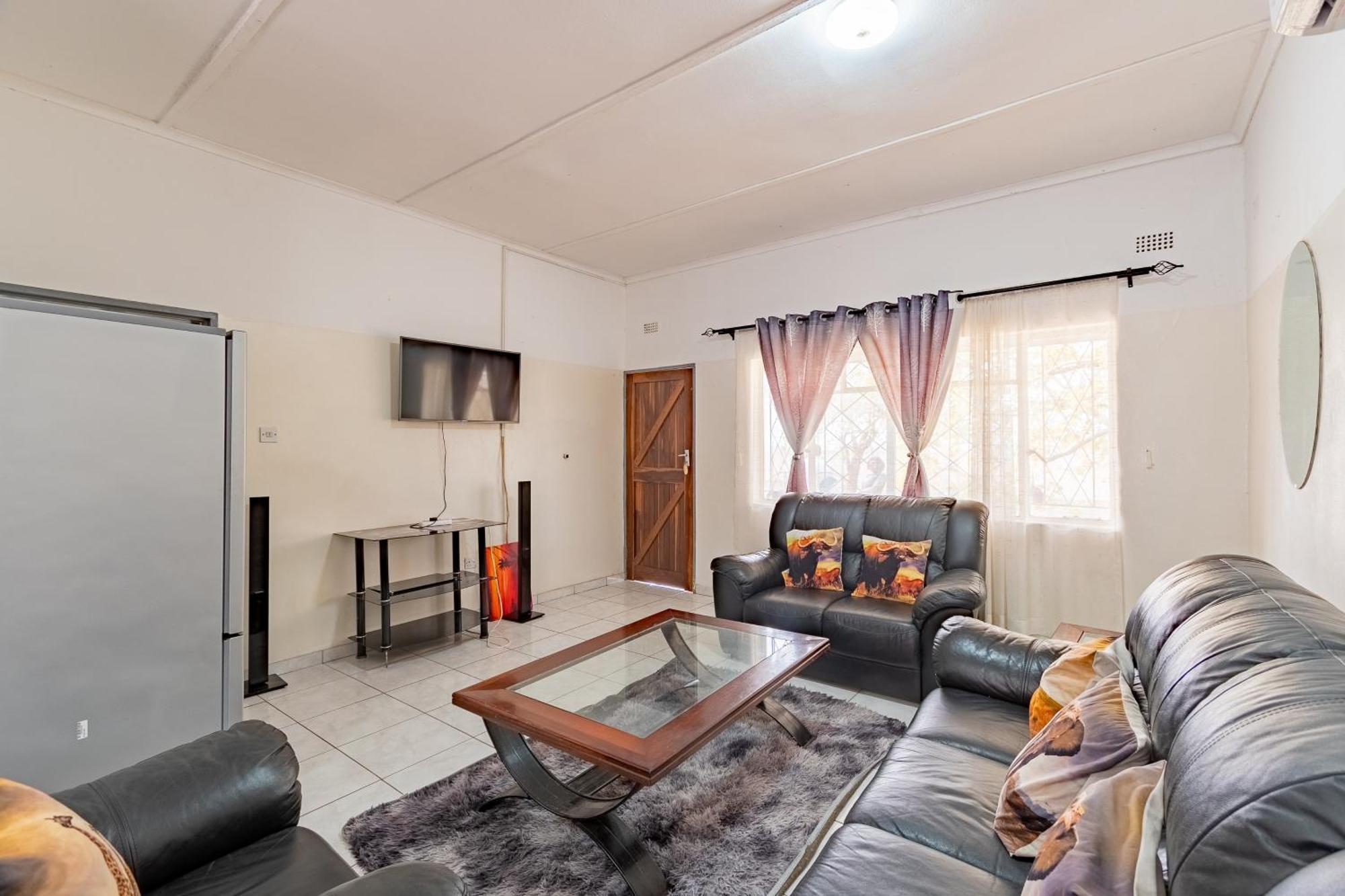 Wood Road Guest Lodge Victoria Falls Luaran gambar